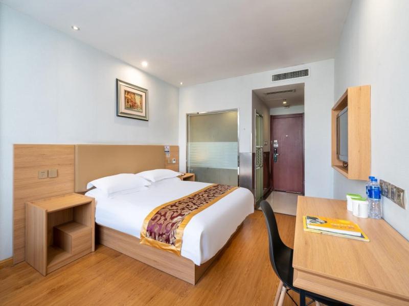 Greentree Inn Yiwu International Trade City Hotel エクステリア 写真