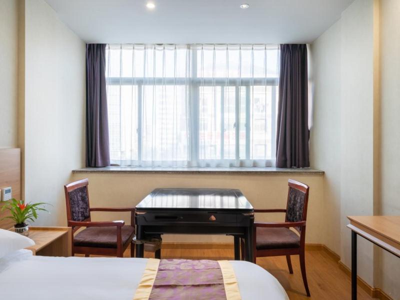 Greentree Inn Yiwu International Trade City Hotel エクステリア 写真