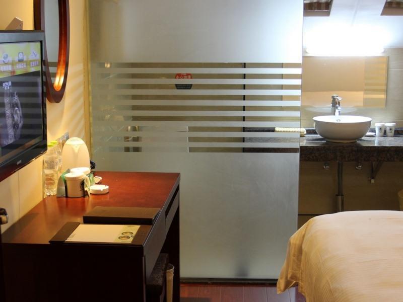 Greentree Inn Yiwu International Trade City Hotel エクステリア 写真