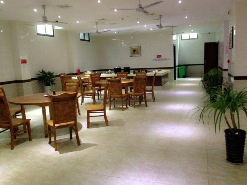 Greentree Inn Yiwu International Trade City Hotel エクステリア 写真